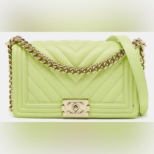 Chanel medium boy Neon light  Green cheveron Shoulder Bag rose gold hardware